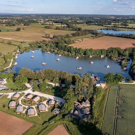 Village Flottant de Pressac Exteriör bild