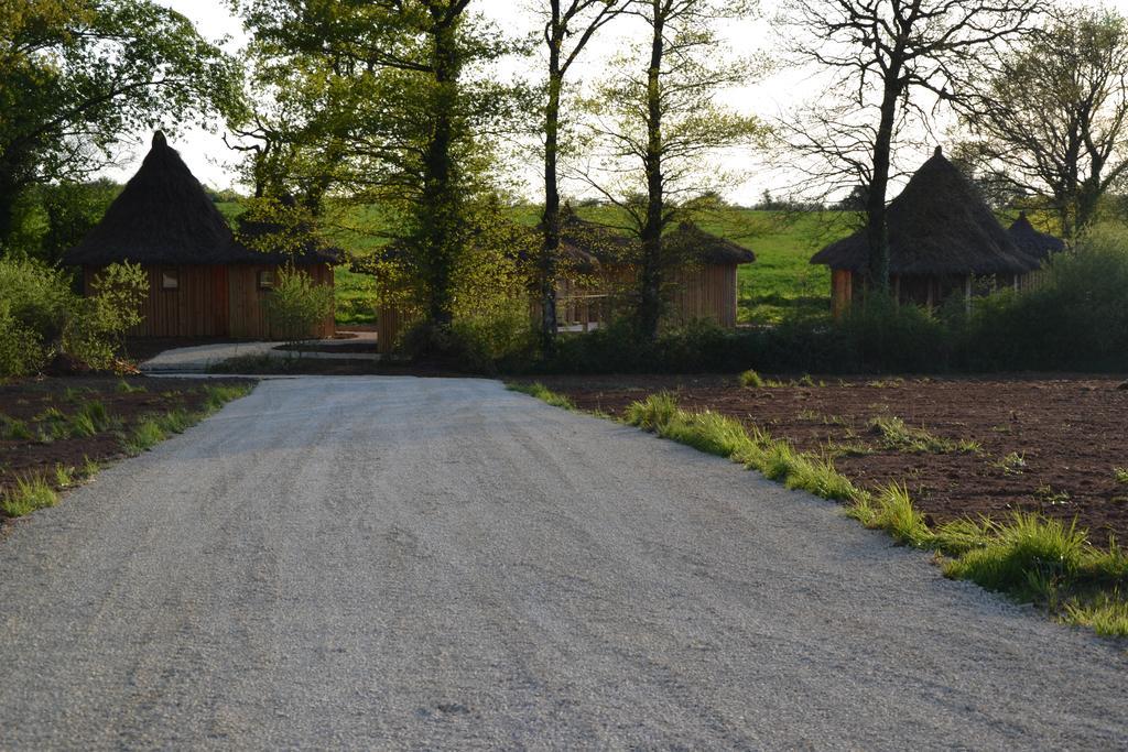 Village Flottant de Pressac Exteriör bild